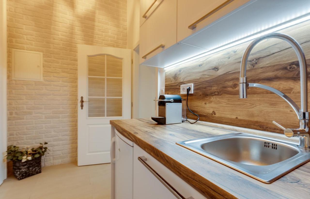 Dream Duplex On Riverside プラハ エクステリア 写真